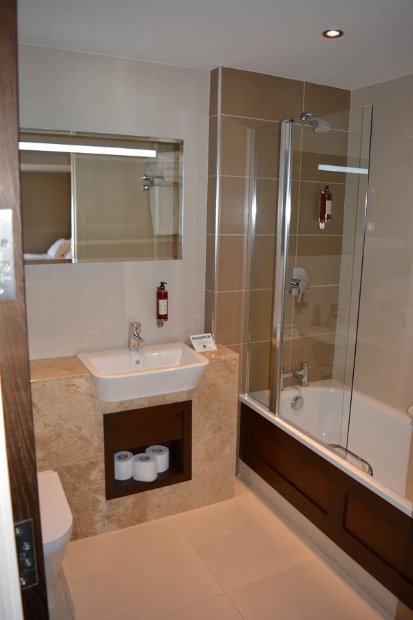 Rooms At Rue Omagh Zewnętrze zdjęcie